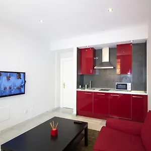 https://malaga-merced-apartamento-malaga.hotelsinnerja.org