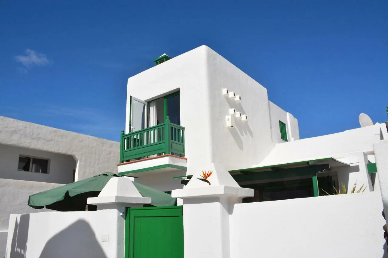 Ave Paraiso - Cozy And Sunny House location